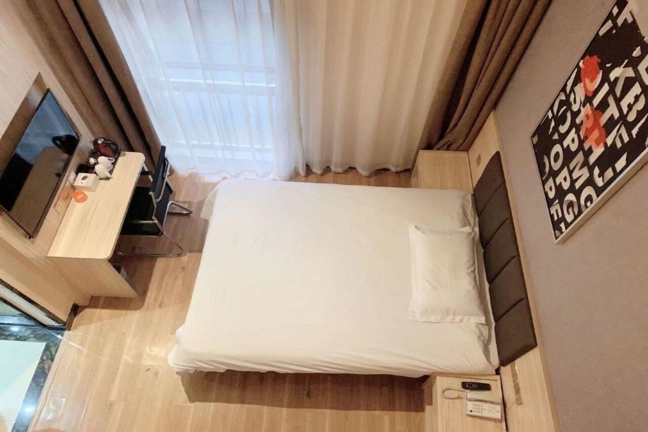7 เดย์ พรีเมียม เซี่ยงไฮ้ ไวลด์แอนนิมอล พาร์ค Hotel Nanhui ภายนอก รูปภาพ